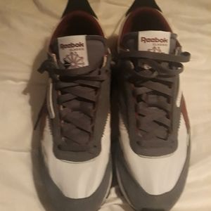Reebok Sneakers SZ 10